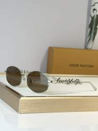 Picture of Louis Vuitton Sunglasses _SKUfw79683822fw